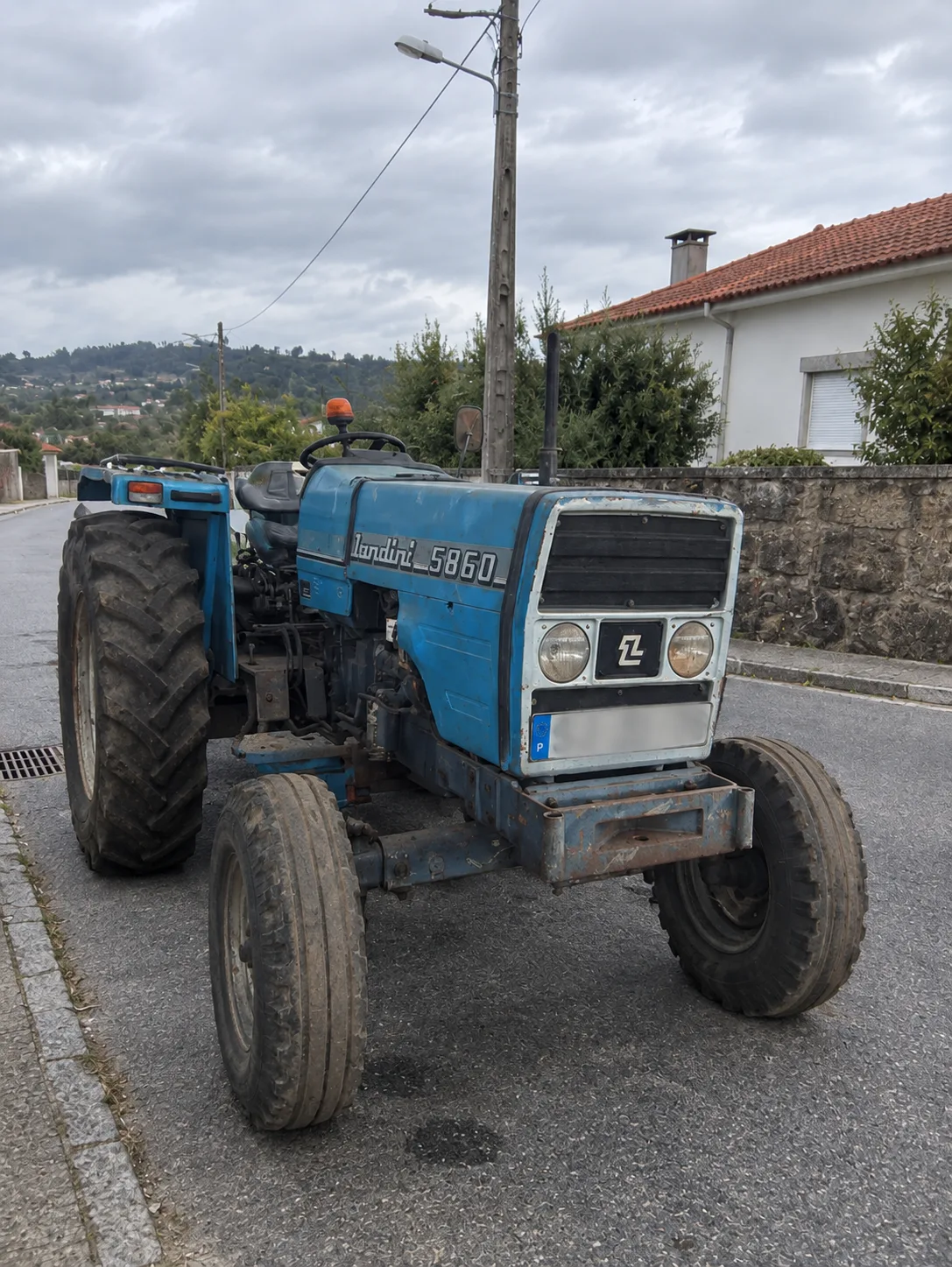 Trator Landini 5860 — Direção Assistida usado em Santo Tirso - Rui Cabo & Matos